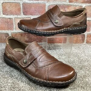 Earth Origins Erika Womens brown slip on loafers booties size 8.5